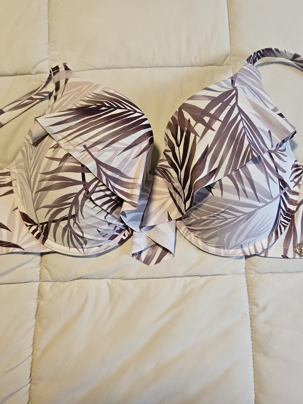 Ruffle-Trim Palm Leaf Bikini Top in Mauve Cream